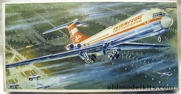 KVZ 1/100 Ilyushin Il-62 Interflug / Aeroflot plastic model kit